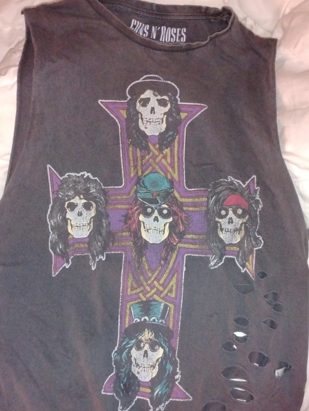 Guns N' Roses Graphic Muscle Tee - Black with Purple Cross